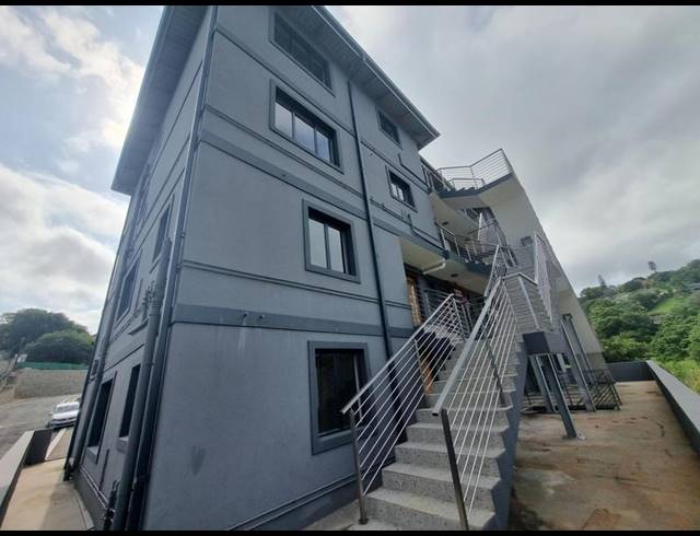 2 BEDROOM APARTMENT FOR SALE IN BERKSHIRE DOWNS